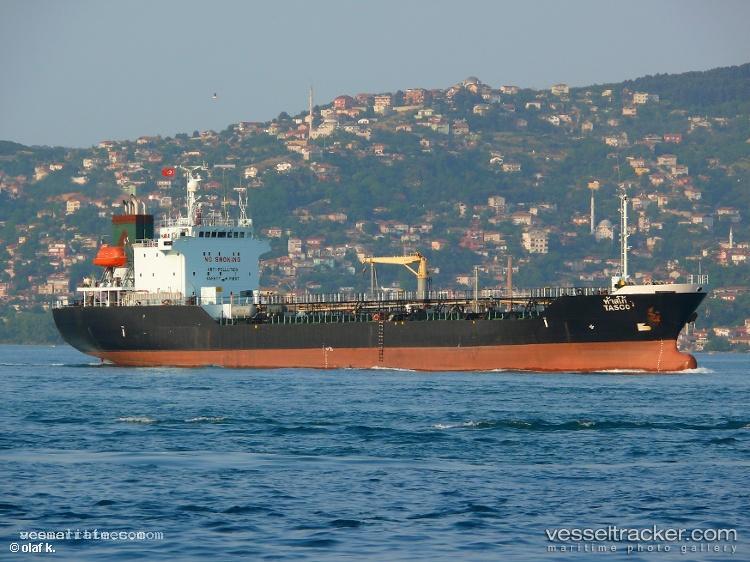 Global-Queen-1 - Bitumen Tanker vessel registered in Panama