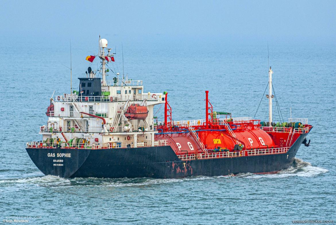 Asian-Gas-Ii - Lpg Tanker vessel registered in Indonesia
