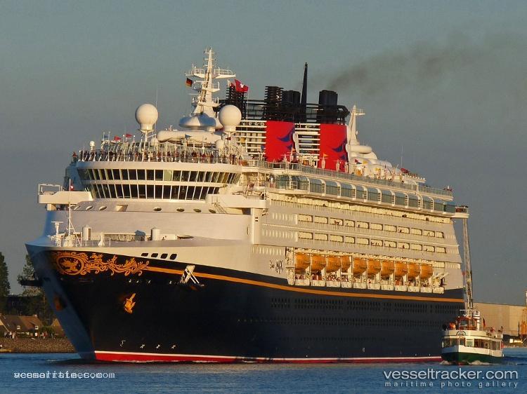 Disney-Magic - Cruise Ship vessel registered in Bahamas
