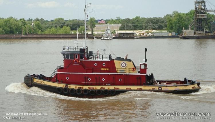 Jackie-B - Tug vessel registered in United States of America