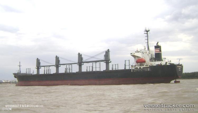 Race - Bulk Carrier vessel registered in Panama