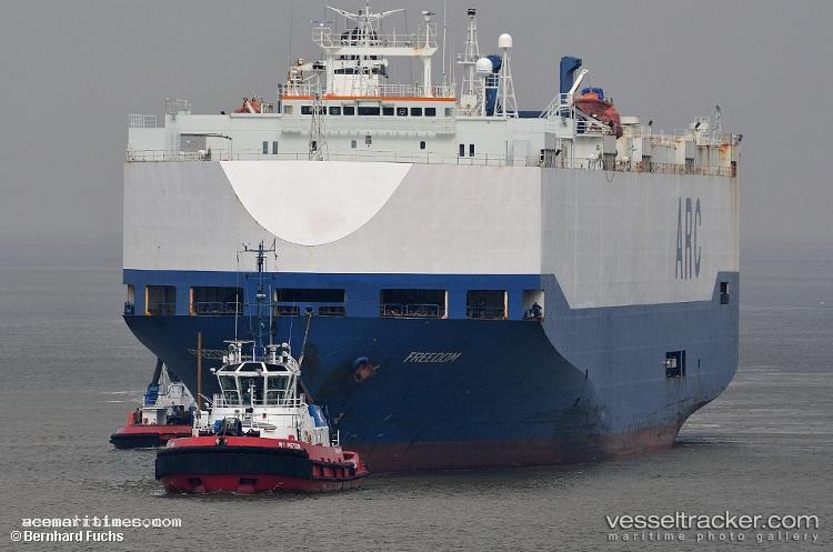 Cape-Cortes - Vehicles Carrier vessel registered in United States of America