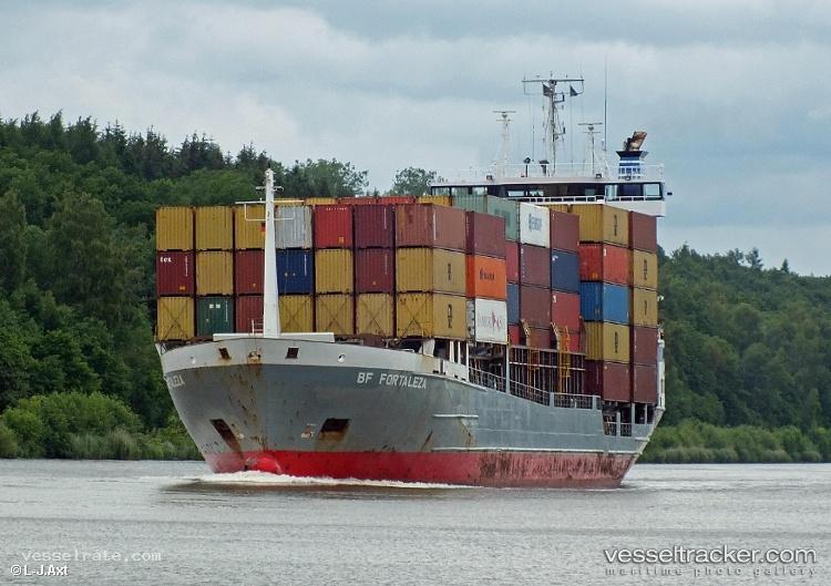 Bf-Fortaleza - Container Ship vessel registered in Cyprus