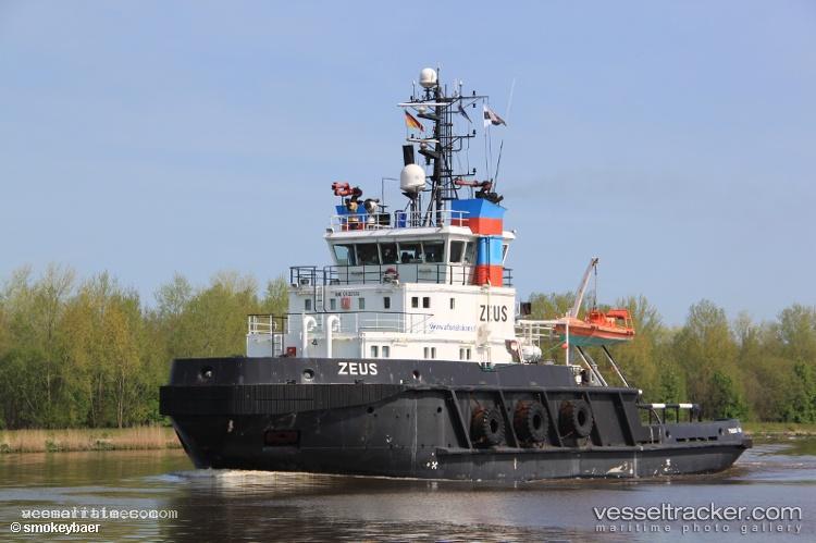 Zeus-Of-Finland - Service Ship vessel registered in Cyprus