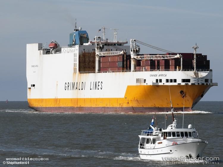 Grande-Africa - Vehicles Carrier vessel registered in Malta