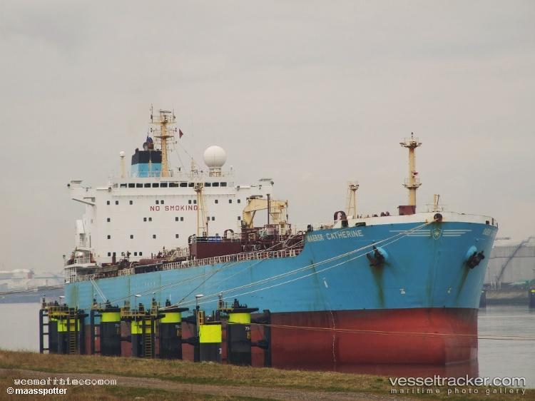 Flora - Chemical Oil Products Tanker vessel registered in Marshall Islands