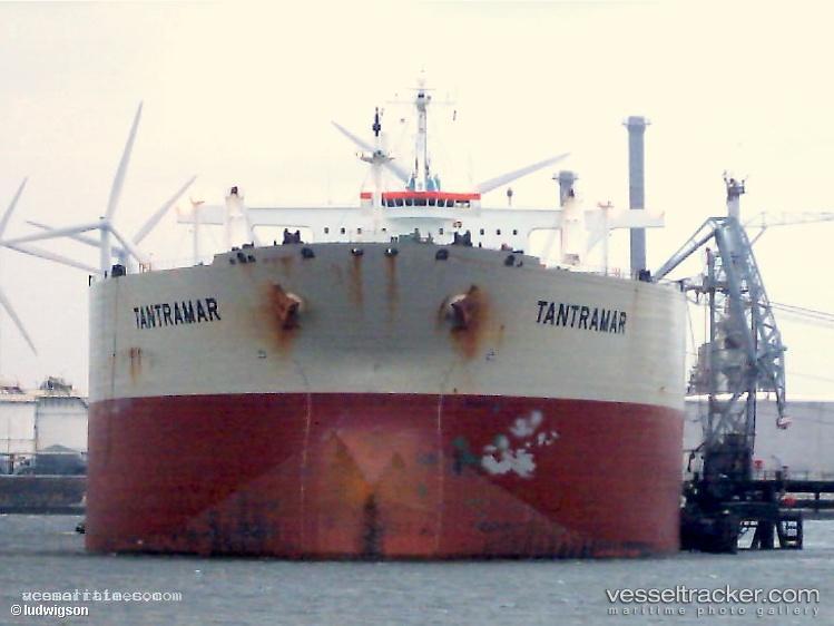 Cs-Development - [oil_and_chemical_tanker.fso] vessel registered in Marshall Islands