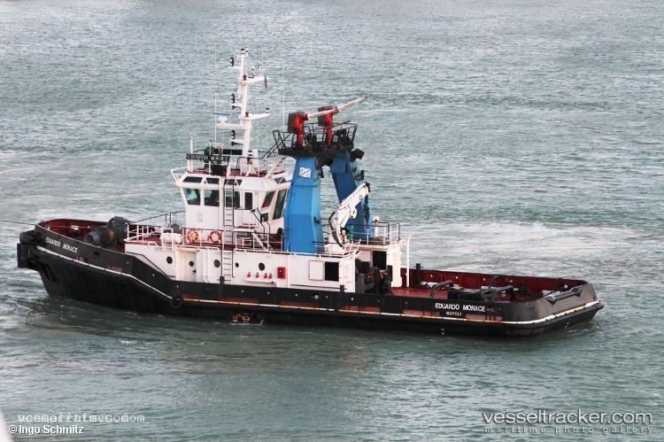 Eduardo-Morace - [tug.salvage_tug] vessel registered in Italy
