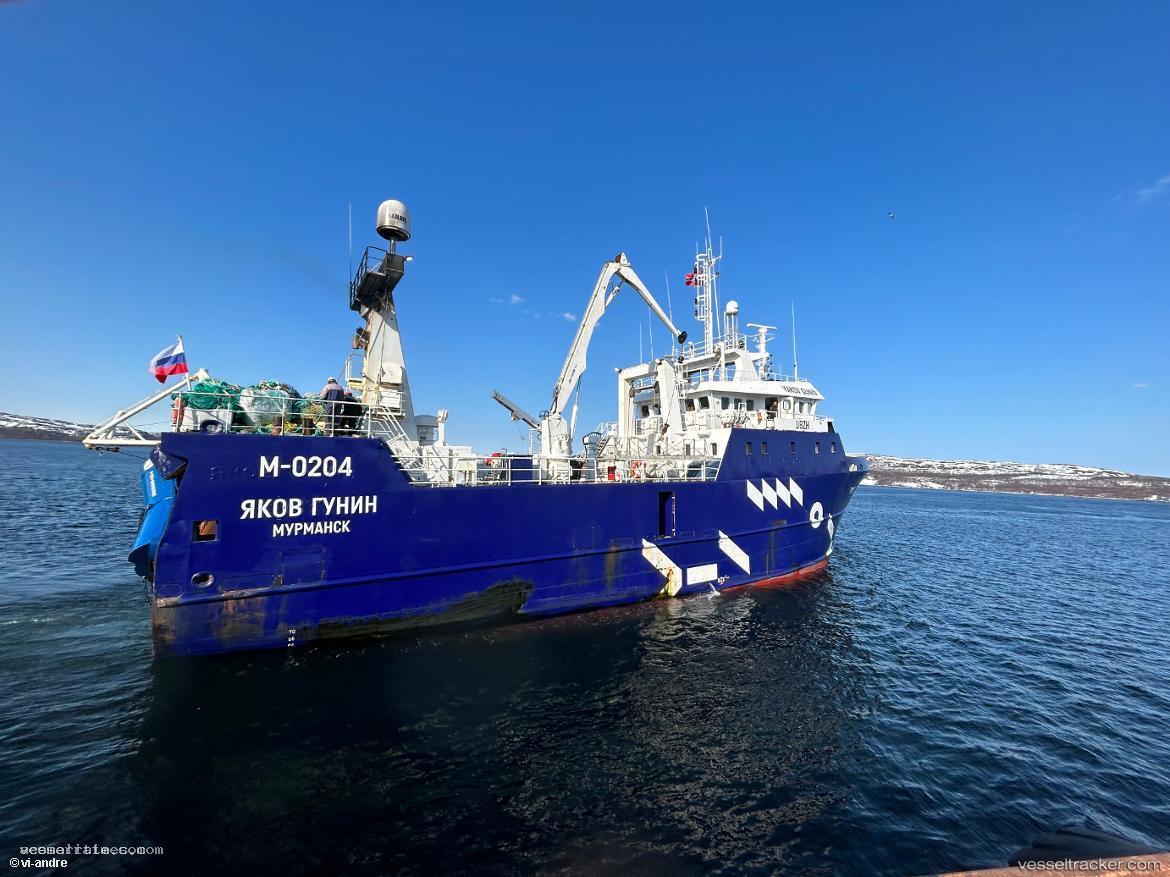 Yakov-Gunin - Fishing Vessel vessel registered in Russia