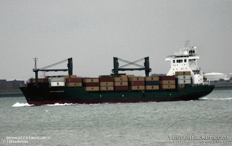He-Jin - Container Ship vessel registered in China
