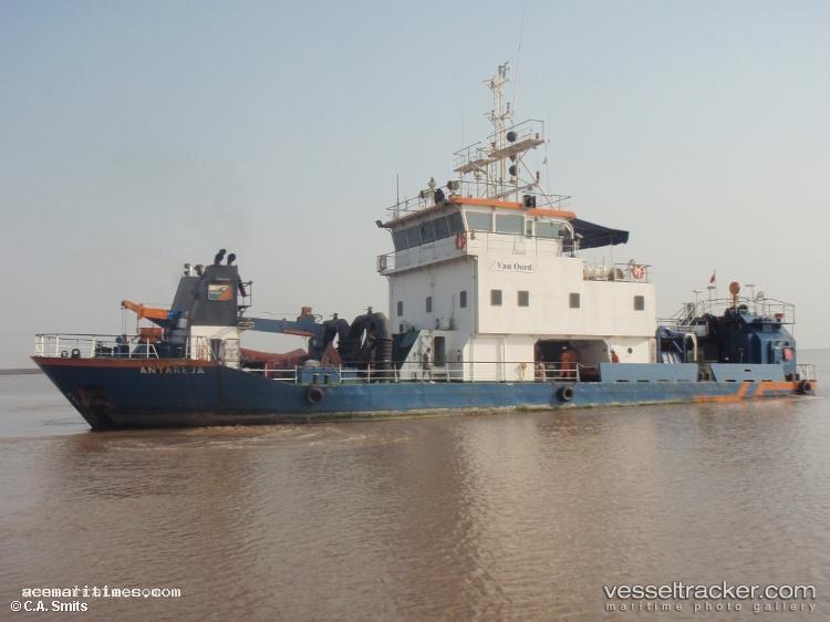 Antareja - Dredger vessel registered in India