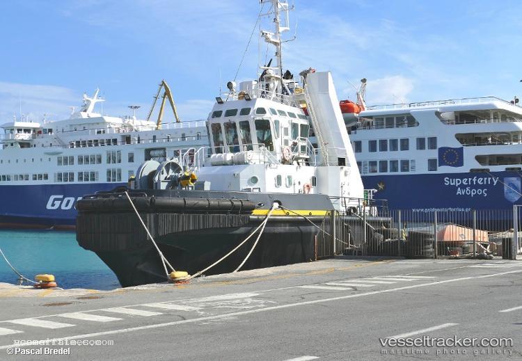 Lyboussakis-Minoas - Tug vessel registered in Greece