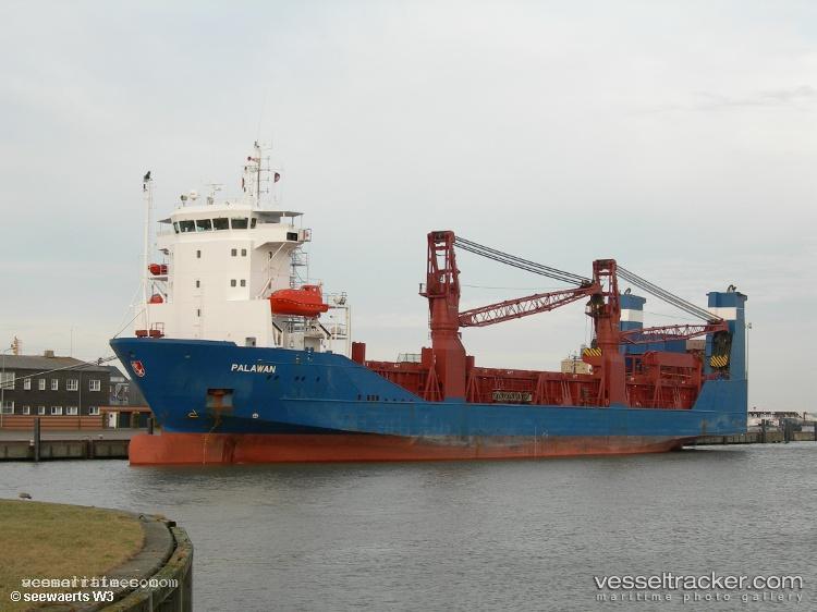 Elmes - Container Ro Ro Cargo Ship vessel registered in Saint Kitts and Nevis