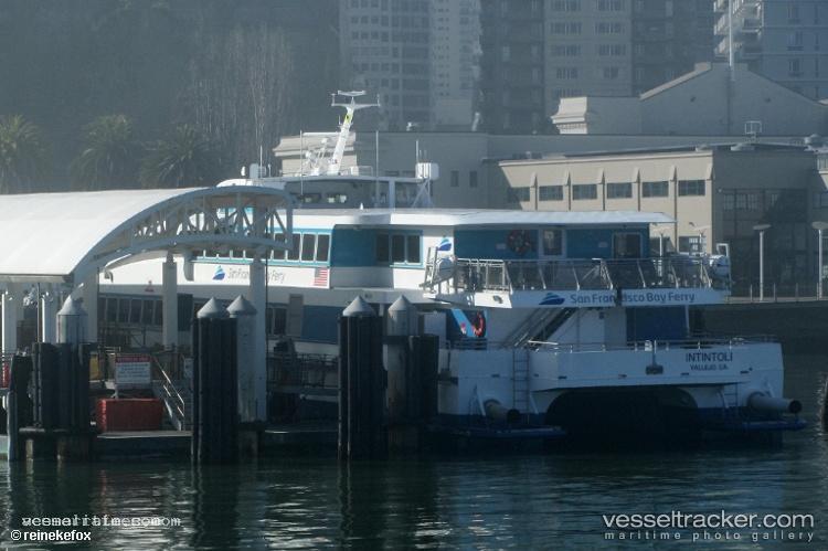 Intintoli - Passenger Ship vessel registered in United States of America