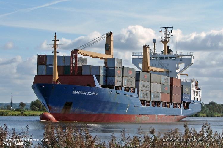Barbara-P - Container Ship vessel registered in Portugal