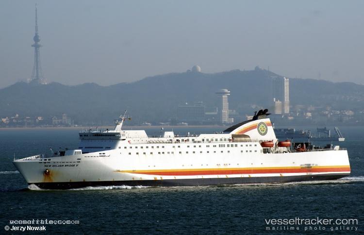 New-Golden-Bridge-V - Passenger Ro Ro Cargo Ship vessel registered in Panama