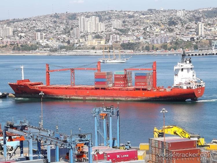 Msc-Nadriely - Container Ship vessel registered in Liberia