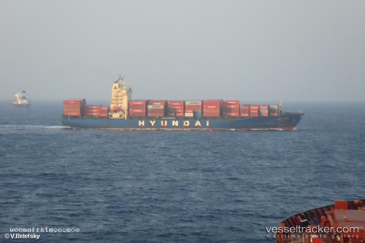 Future - Container Ship vessel registered in Panama