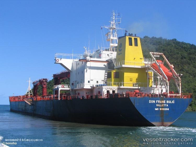 Oriental-Phoenix - Bulk Carrier vessel registered in Liberia