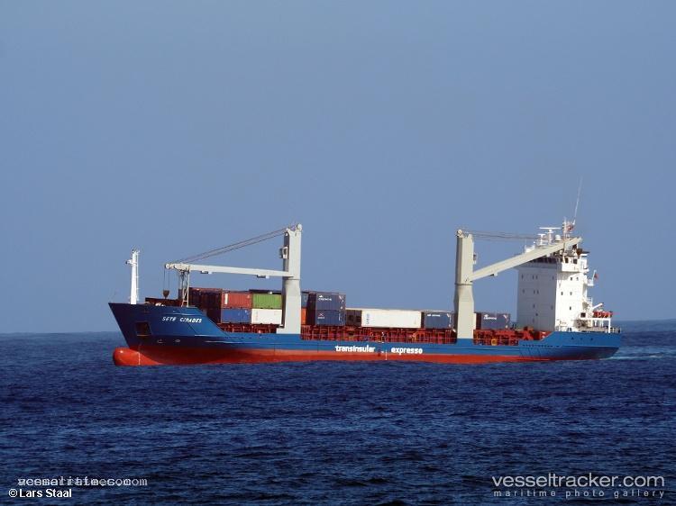 Maria-Da-Paz - Container Ship vessel registered in Antigua and Barbuda