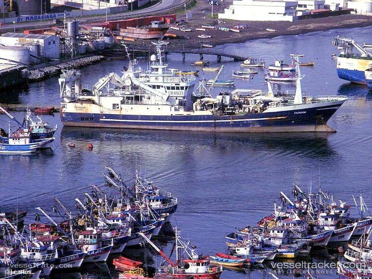 Cazador - Fish Carrier vessel registered in Chile