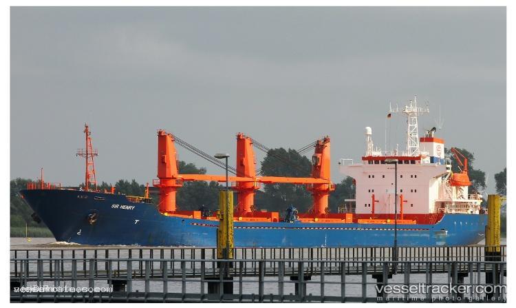 Golden-Shark - Bulk Carrier vessel registered in Palau