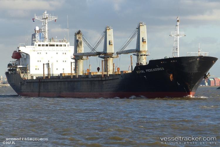 Ganosaya - Bulk Carrier vessel registered in Cook Islands