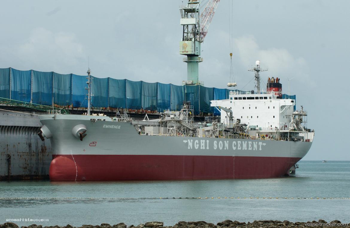 Eminence - Cement Carrier vessel registered in Panama