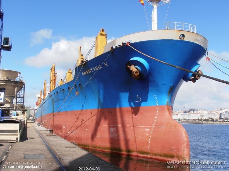 Brave-M - Bulk Carrier vessel registered in Belize