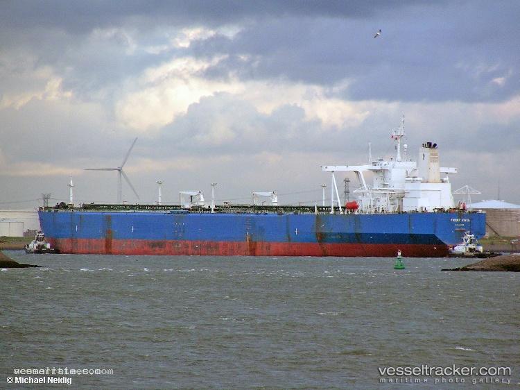 Lillian - Crude Oil Tanker vessel registered in Cameroon