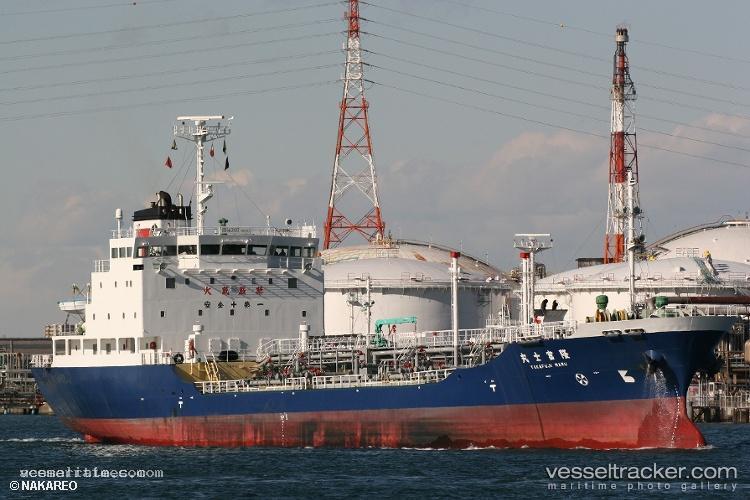Michiko-Xxvii - Oil Products Tanker vessel registered in Indonesia