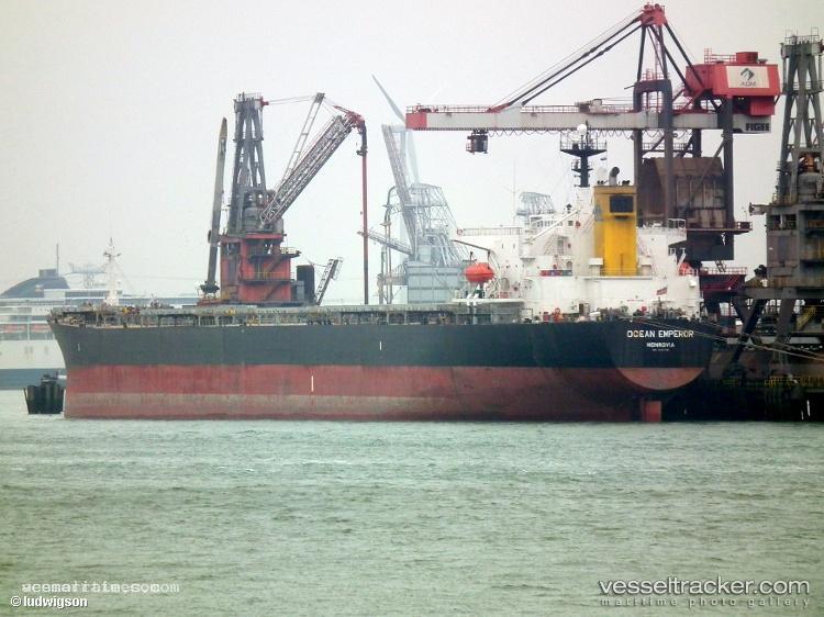 Queen-Land - Bulk Carrier vessel registered in Liberia
