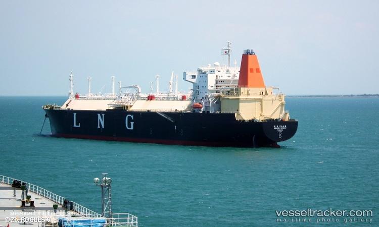 Hl-Muscat - Lng Tanker vessel registered in Liberia