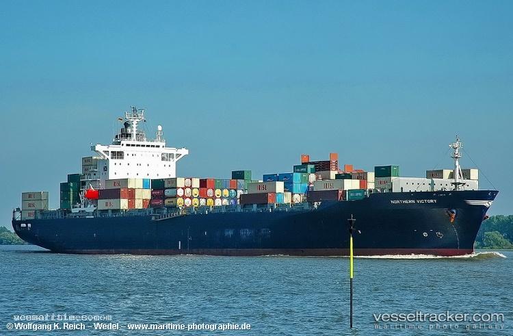 Zhongwaiyunxingang - Container Ship vessel registered in China