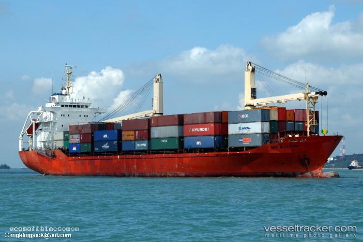 Mv.hijau-Sejuk - Container Ship vessel registered in Indonesia
