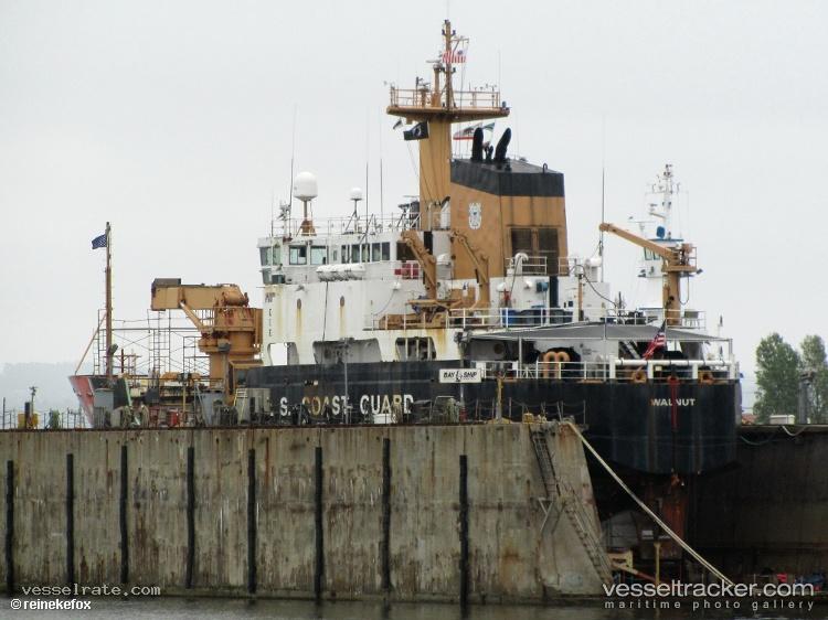 Cg-Walnut - Buoy Lighthouse Vessel vessel registered in United States of America