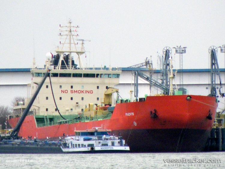 Frachtis - Oil Products Tanker vessel registered in Comoros