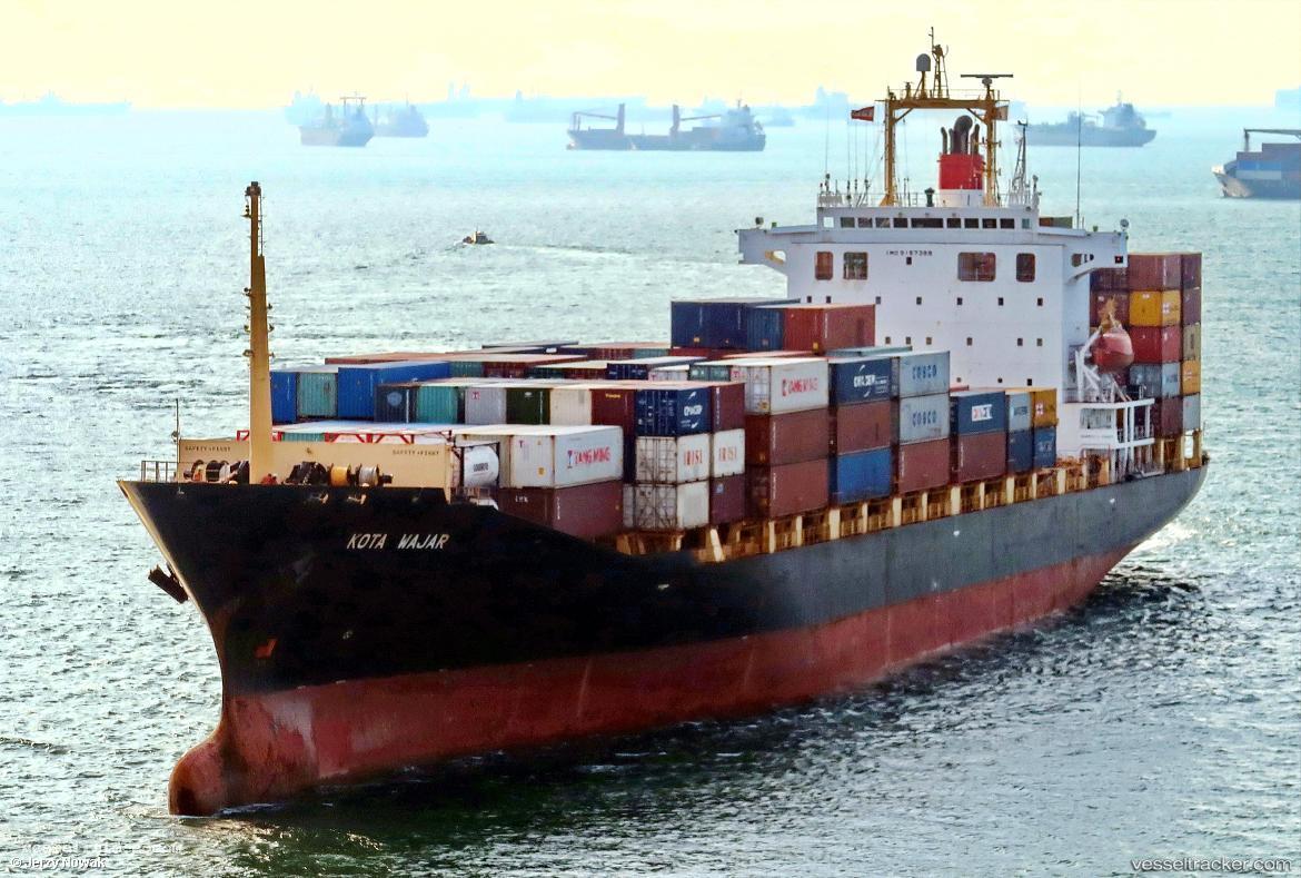 Hr-Sahare - Container Ship vessel registered in Bangladesh