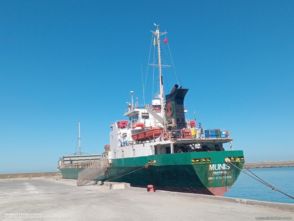 Munis - General Cargo Ship vessel registered in Tanzania