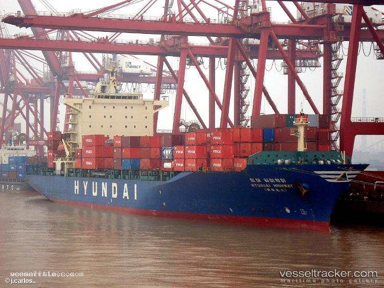 Highway - Container Ship vessel registered in Panama