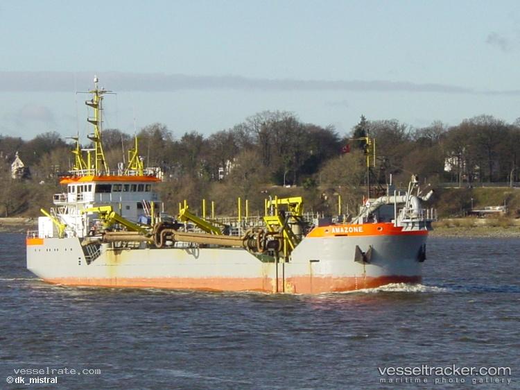 Amazone - Hopper Dredger