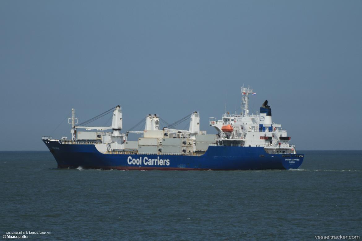 Crown-Sapphire - Refrigerated Cargo Ship vessel registered in Bahamas