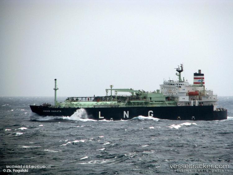 Pelita-Energy - Lng Tanker vessel registered in Indonesia