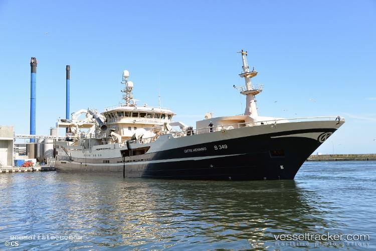 Polar-Ammassak - Fish Carrier