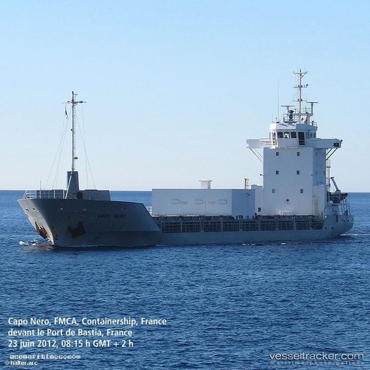 Capo-Nero - Cement Carrier