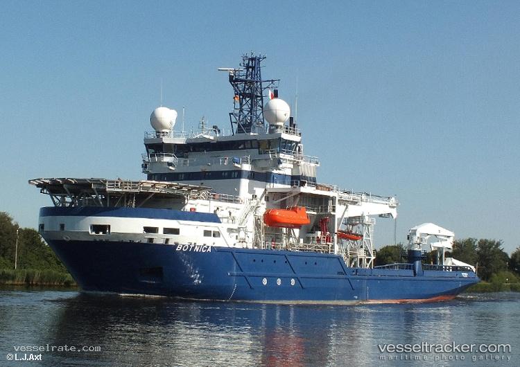 Botnica - Icebreaker vessel registered in Estonia