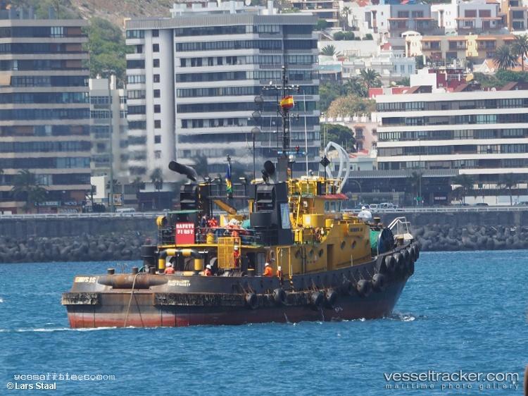 Seaways-18 - Offshore Supply Tug vessel registered in Saint Vincent and the Grenadines