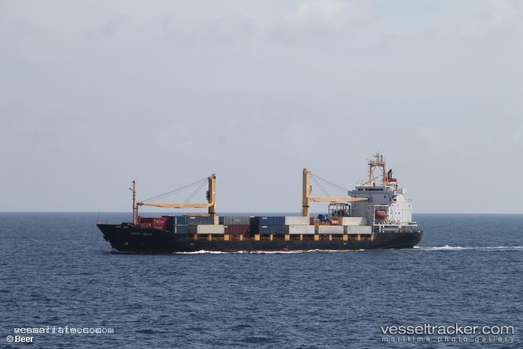 Kota-Raja - Container Ship vessel registered in Singapore