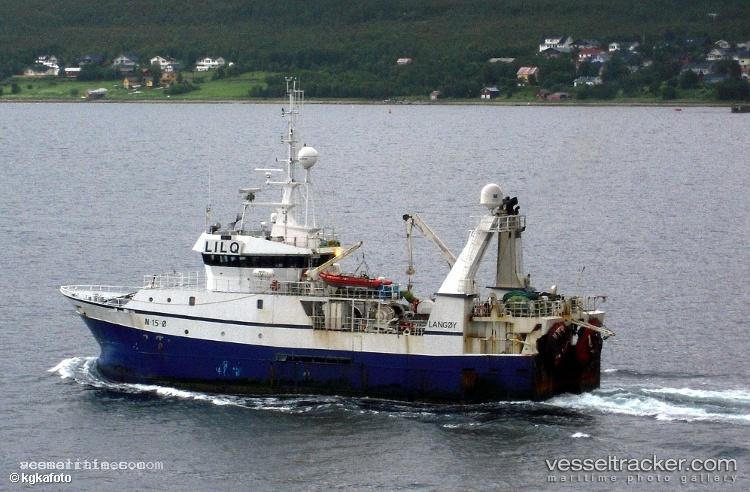 Izumrud - Fishing Vessel vessel registered in Russia
