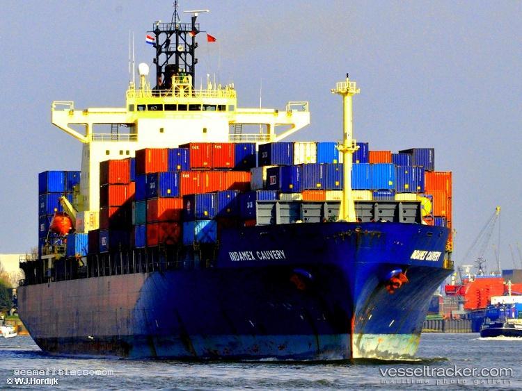 Inter-Sydney - Container Ship vessel registered in Saint Vincent and the Grenadines